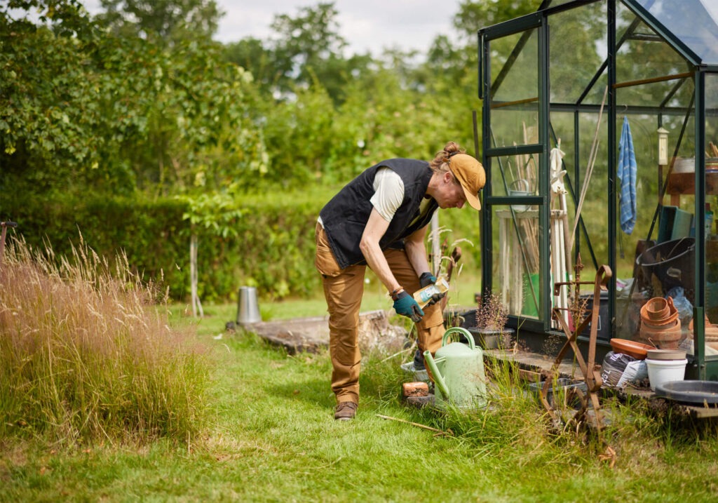 Aaltjes Online - bestrijden van ongewenste plagen in de tuin